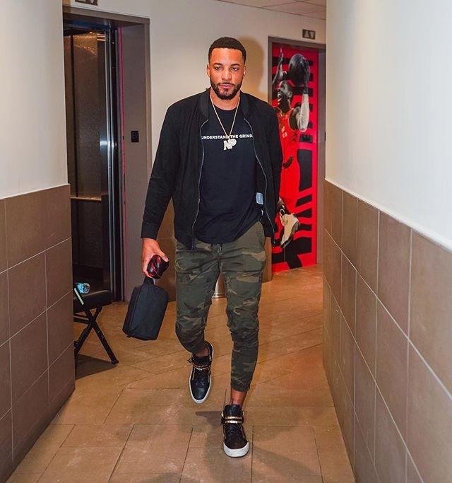 西甲夺冠赔率：巴萨1赔1.61反超皇马 马竞掉队（西甲冠军赔率更新：巴萨1赔1.61领跑反超皇马，马竞掉队）