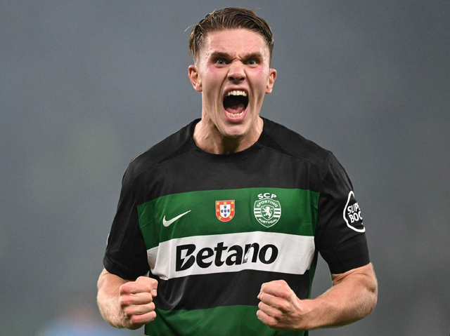 邦马蒂以240张第一选票的绝对优势当选年度最佳女足球员（邦马蒂以240张第一选票压倒性胜出，荣膺年度最佳女足球员）