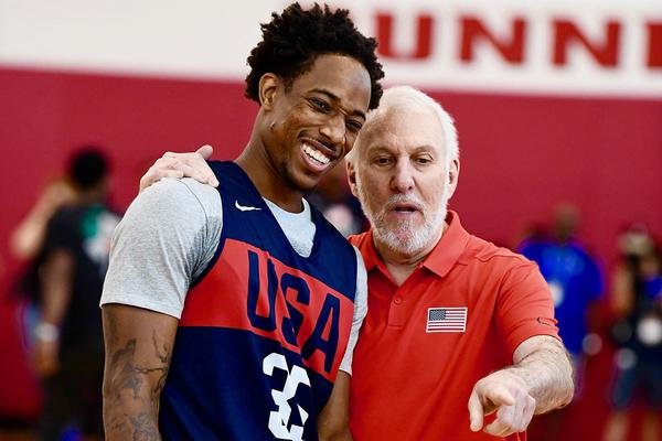 伊涅斯塔：会想念踢球的时光；进巴萨一线后每天都会观察哈维（伊涅斯塔：会怀念踢球的岁月，升入巴萨一队后每天都在观察哈维）