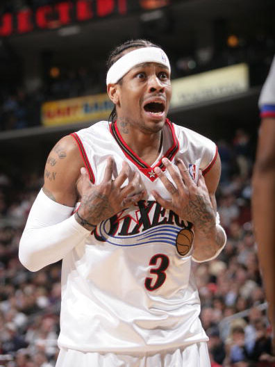 博洛尼亚3-0大胜乌迪内斯，波贝加梅开二度，贝尔纳代斯基建功（博洛尼亚3比0完胜乌迪内斯：波贝加梅开二度，贝尔纳代斯基破门）