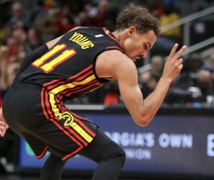 谢什科已恢复训练即将复出！曼联新帝星绝望，曝阿莫林嫌弃他原因（谢什科重返训练场或将火线复出！曼联新帝星陷入绝望，曝阿莫林不赏识他的缘由）