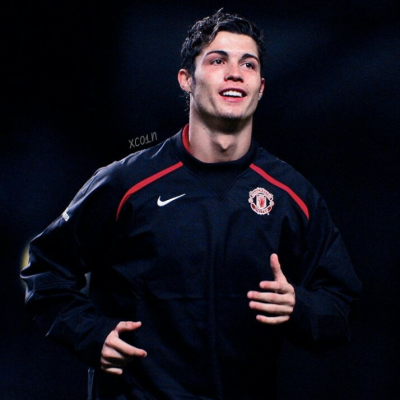 罗马诺：皇马球员们力挺阿隆索，高层愿再给他时间进行打磨（罗马诺：皇马队内力挺阿隆索，高层倾向继续给他时间打磨）