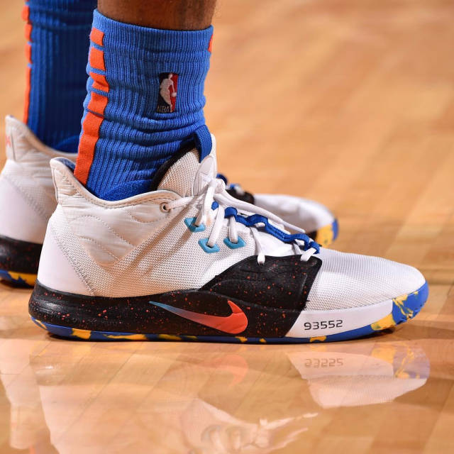 约基奇34+10+9+单节18分暴走创神迹，掘金险胜火箭！杜兰特14中5，申京16中6（约基奇34分10板9助单节18分发飙助掘金险胜火箭，杜兰特14投5中，申京16投6中）