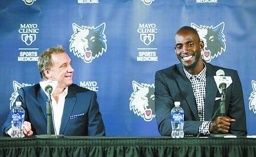 电讯报：曼联执意追求谢什科的做法显得有些奇怪（电讯报：曼联一味追逐谢什科的举动令人费解）