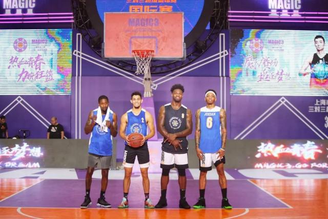 马德兴：U18国足11月将与吉尔吉斯斯坦U18进行两场内部热身赛（马德兴：U18国足将于11月与吉尔吉斯斯坦U18进行两场封闭热身赛）