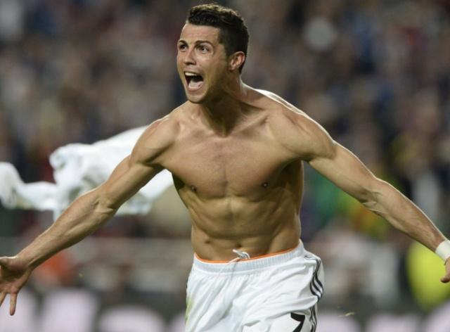 湖人官方：东契奇明日将缺席，里夫斯升级为出战成疑（湖人官宣：东契奇缺席明日比赛，里夫斯状态升级为出战成疑）