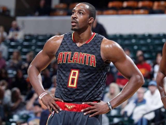 太难了！湖人找回手感外线接连命中 但火箭阿门小贾冲垮湖人防线（湖人外线回暖连连命中，仍被火箭阿门、小贾强突打穿防线）