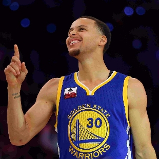 国米4-0横扫劲敌：劳塔罗连场破门状态回归，恩里克助攻令人欣喜（国米4-0大胜强敌：劳塔罗连续破门状态回暖，恩里克助攻亮眼）